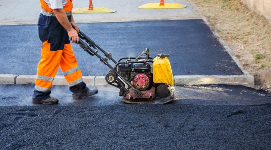 Professional gutter cleaning in Handley, WV